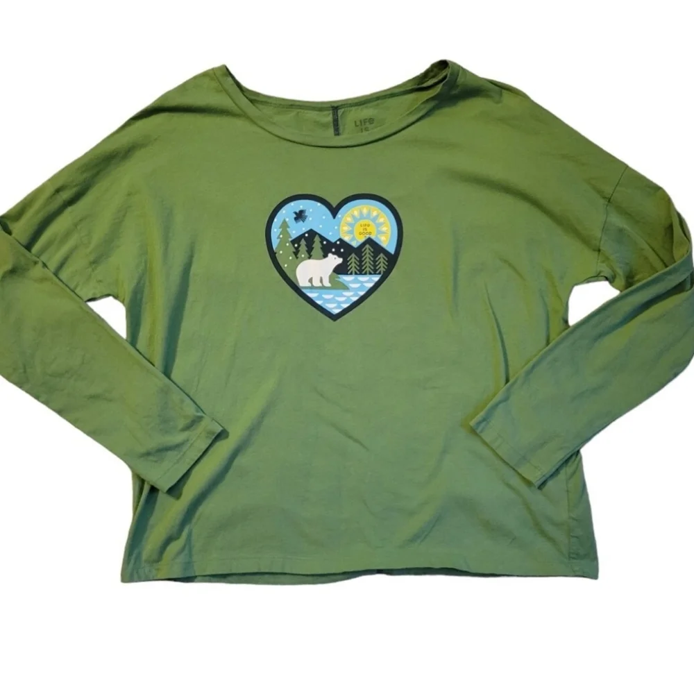 Life Is Good Women’s Green Long Sleeve Sleep Top Bear Heart Graphic – Size L